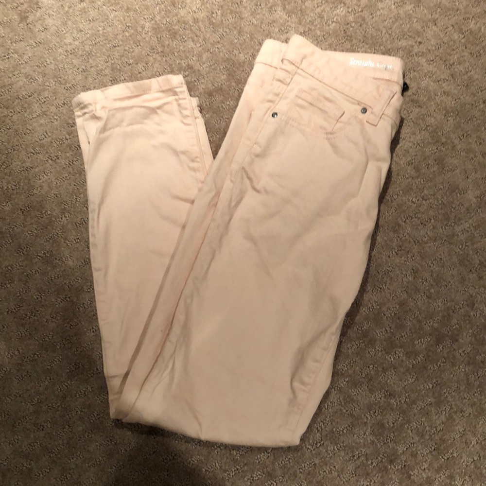 Apt. 9 straight Capri